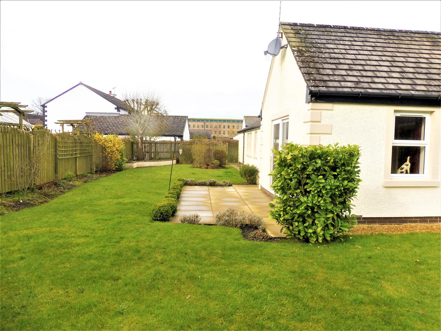 Derwentside Gardens, Cockermouth Grisdales